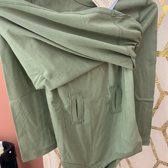 Kids Cat & Jack Adaptive Long Sleeve Top - Picture 3 of 4